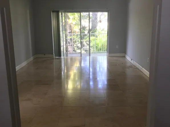 7320 SW 82nd St, Miami, FL