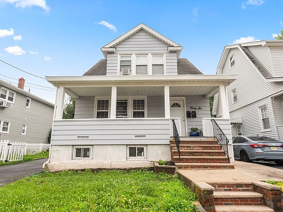 2nd image of 46 Bellevue Ave #1
