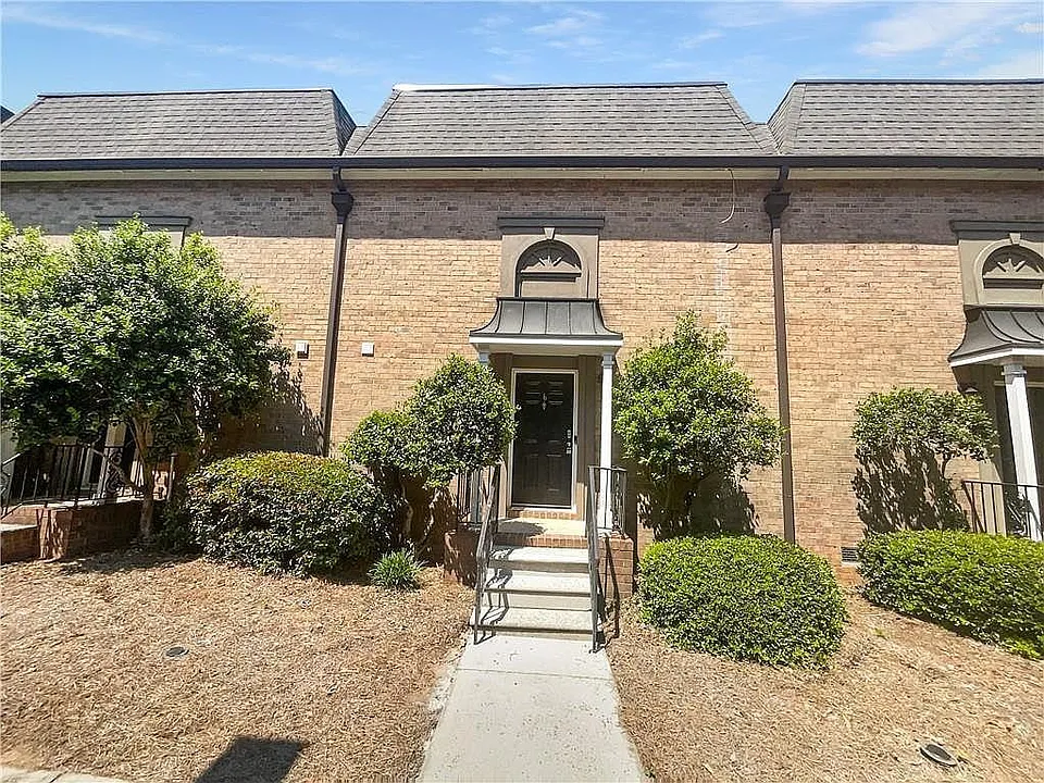 6980 Roswell Rd #K5