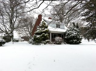 2078 Ridge Rd, Jeannette, PA 15644