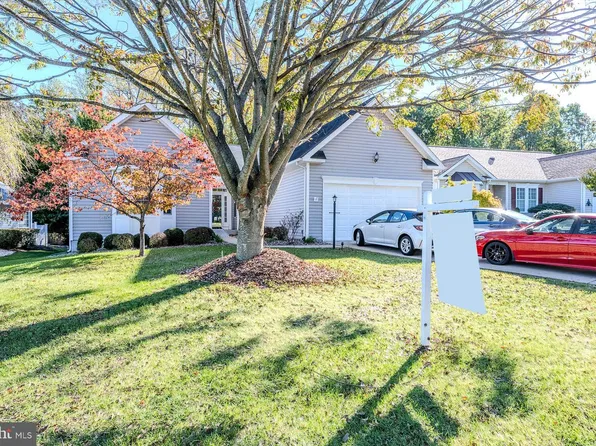 16227 Rising Fawn Ter, Dumfries, VA 22025