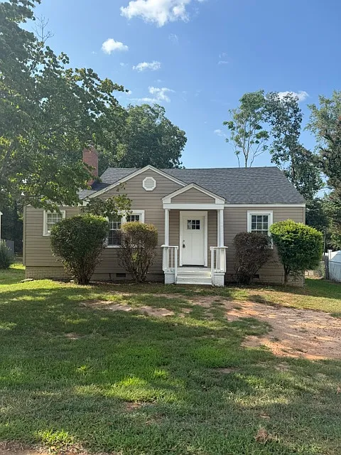 3 bed, 1188 sqft, $1,475 — Photo 1
