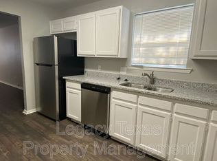 1302 Berry Dr APT C, Cleburne, TX 76033