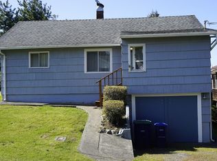 1763 NW 25th St, Lincoln City, OR 97367