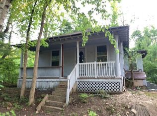 27 Greenhurst Ave, Fitchburg, MA 01420