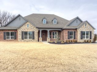 8706 N 66th Ave E, Owasso, OK 74055