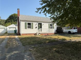 3324 Richmond Ave, Mattoon, IL 61938