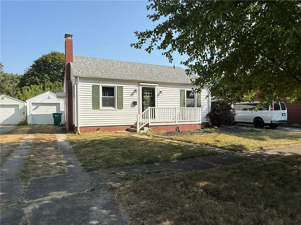 3324 Richmond Ave photo 1