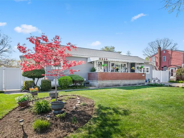 1080 Bay Shore Avenue, Bay Shore, NY 11706