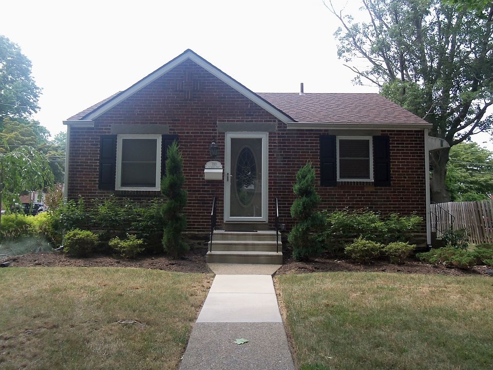 700 N Eagle Rd