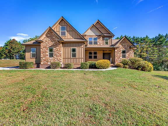 5th image of 131 Eagle Creek Rd NW