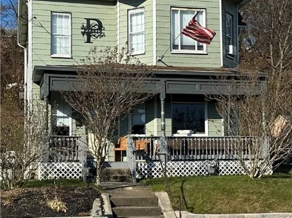 909 6th Ave, Brackenridge, PA 15014