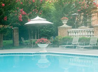 3727 Hummer Rd, Annandale, VA 22003