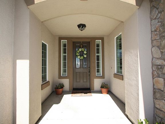 3rd image of 1706 Bowen Dr