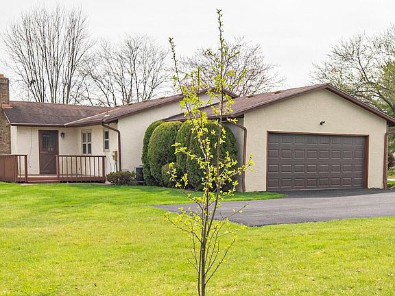 5th image of 2216 Ronnie Ln