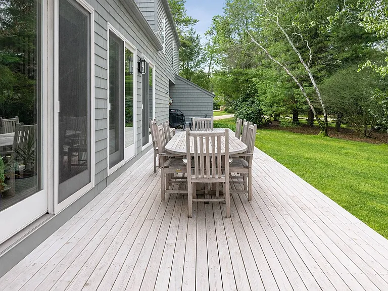 43 Huckleberry Ln — Photo 18