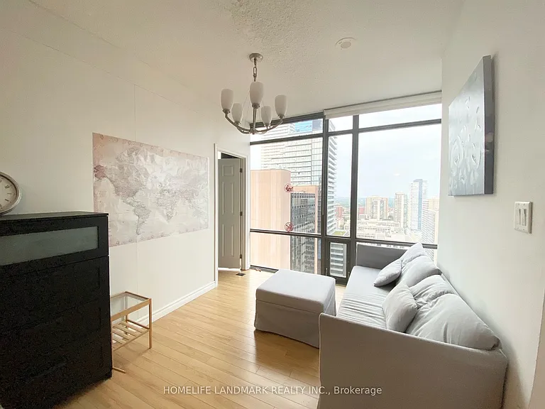 38 Grenville St #2908 — Photo 3