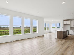 11612 Niagara Ln N, Osseo, MN 55369