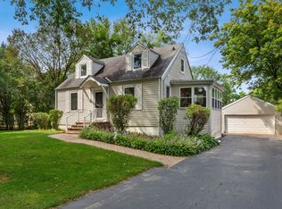 1720 N Summit St, Wheaton, IL 60187