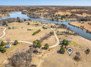 422 Summit Point Dr #422, La Valle, WI 53941