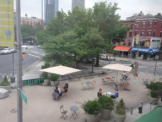 Rented by Rolling Stone Realty LLC | media 49