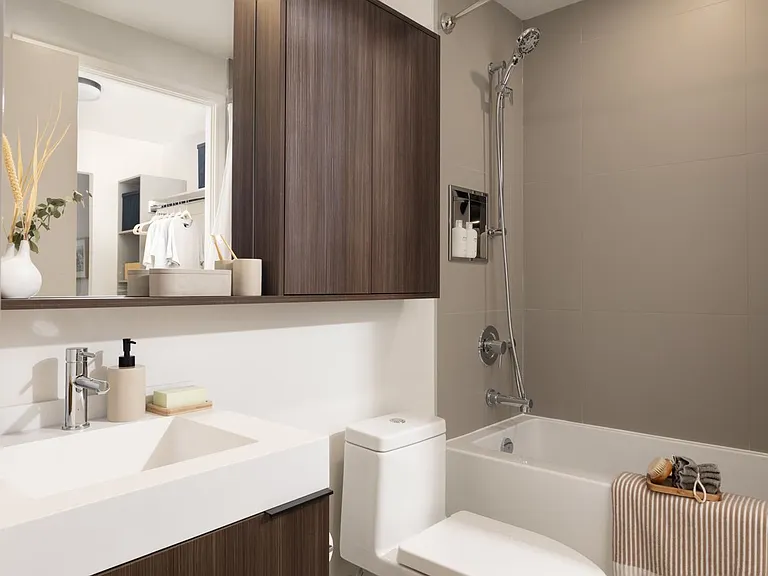 100 Mill St #718 — Photo 7