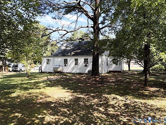 4th image of 4211 Briarwood Dr