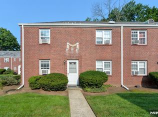 63 W Hudson Ave APT C1, Englewood, NJ 07631