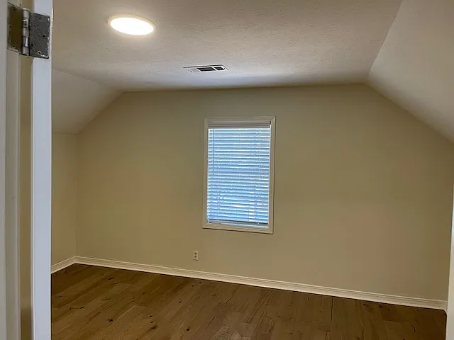 8438 Cedar Ridge Cir — Photo 11
