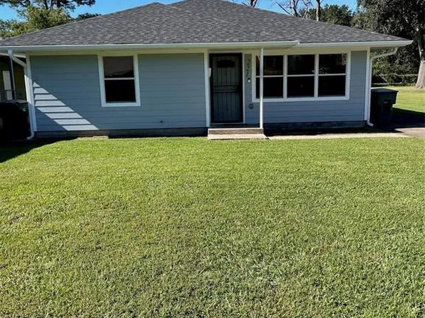 221 Kramer Place, Port Arthur, TX 77642