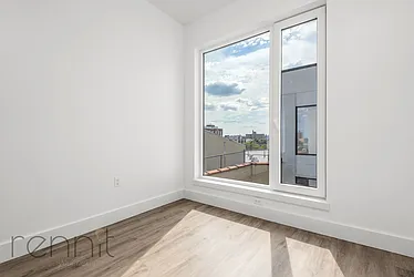 Rented by Rennit Inc.