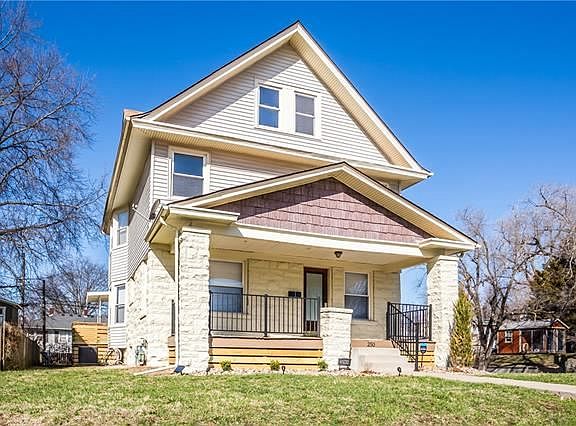 3rd image of 250 N 14th St