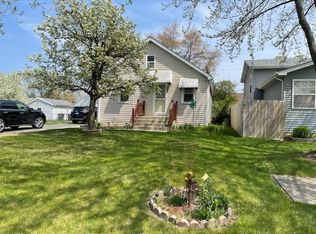 115 N Frolic Ave, Waukegan, IL 60085