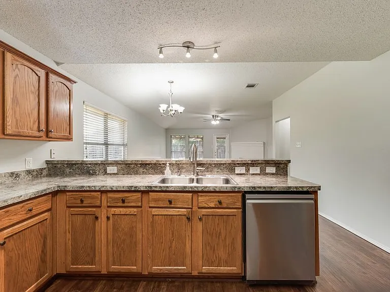 9139 Grand Canal Dr — Photo 13
