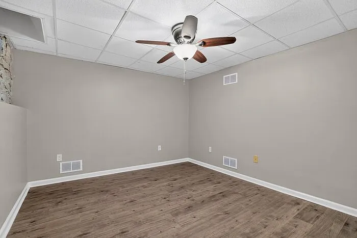 256 S Washington St #BASEMENT — Photo 13