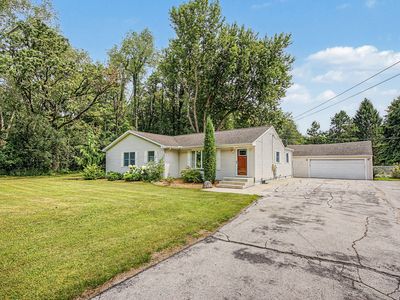 2511 Reynolds Rd, Jackson, MI, 49201