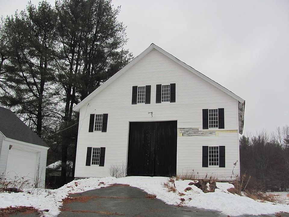 2nd image of 68 Elm St