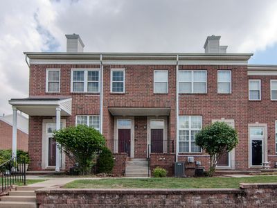 1892 Lindsay Ln, Ann Arbor, MI, 48104