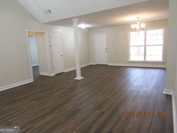 3rd image of 5008 Addison Trl