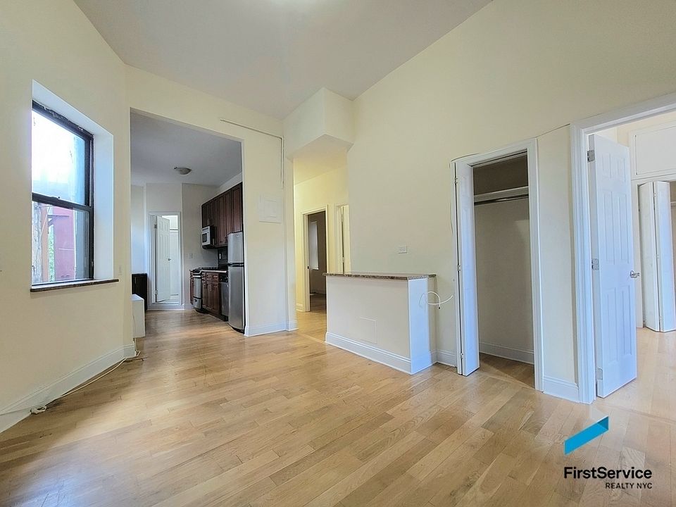 1st image of 126 E 4th St APT 17