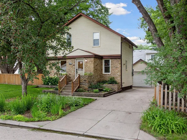 204 Main St E, Carver, MN 55315