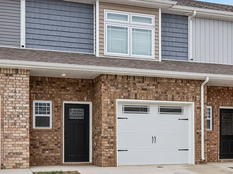 349 Fallow Cir — Photo 1