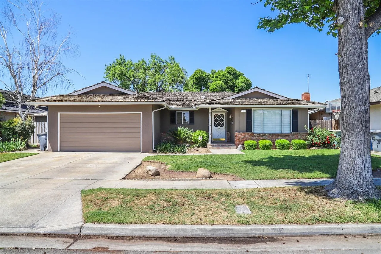 3 bed, 1725 sqft, $2,150 — Photo 1