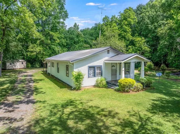 333 Cedar Dr, Commerce, GA 30529