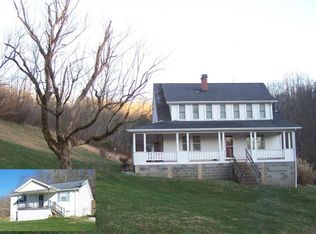 8297 Charleston Road, Walton, WV 25286