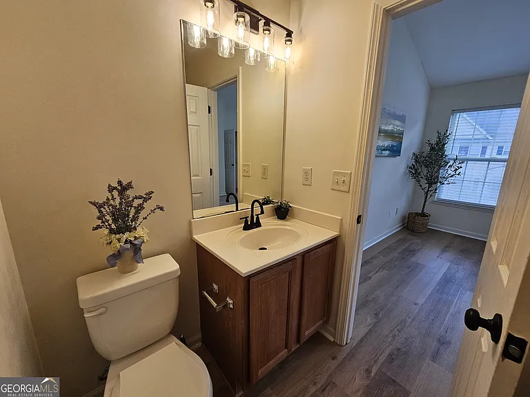 619 Kenridge Way — Photo 18