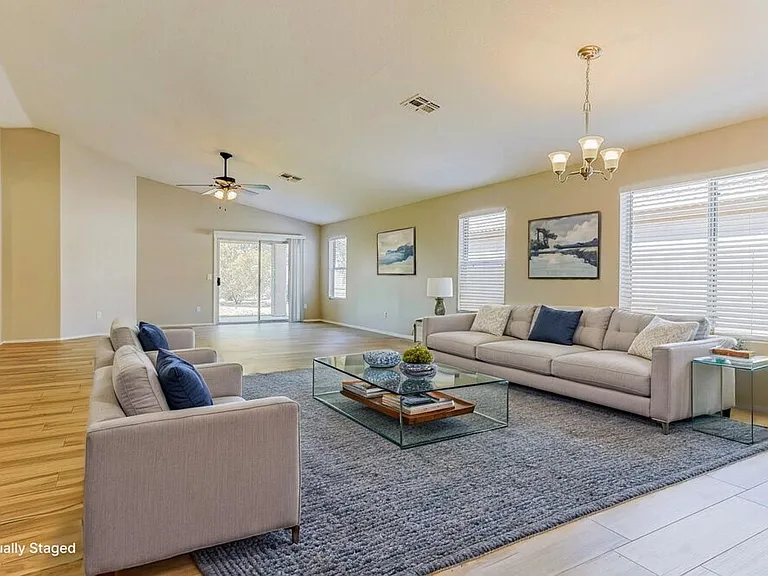 510 N Danyell Dr — Photo 3