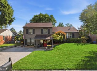 722 Wisteria Dr, Newtown Square, PA 19073