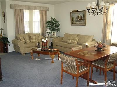 Formal Living 