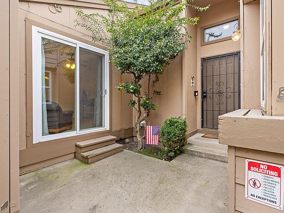 5th image of 1233 S Kent Street